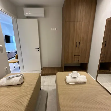Apartman 2br For 5 In Rhodes With Parking - Equus Sky