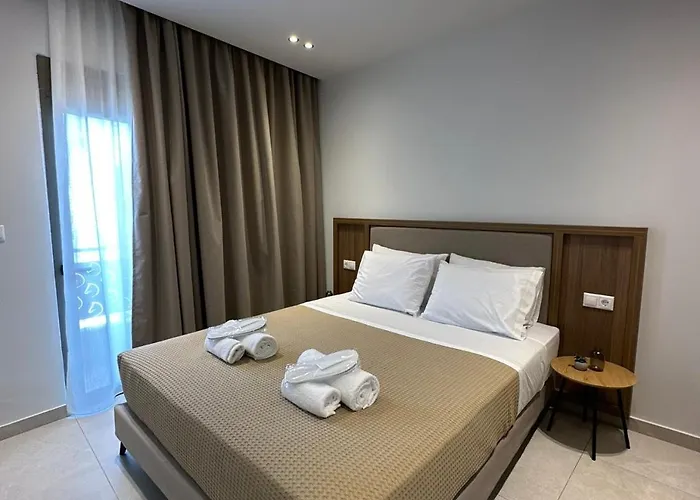 2Br Apartment For 5 In Archangelos Rhodes With Parking - Equus Sky